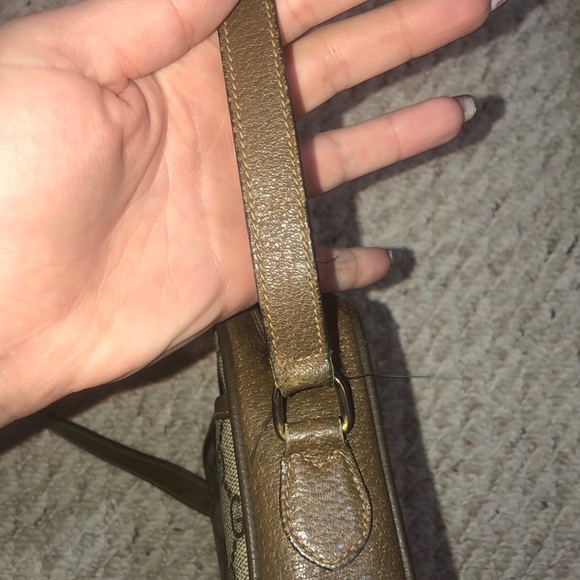 Gucci Handbags - Gucci bag extra pics